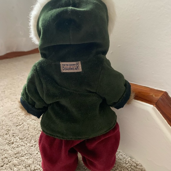 Boyds Bears Bailey and Matthew dressed for the Holidays - Picture 5 of 5